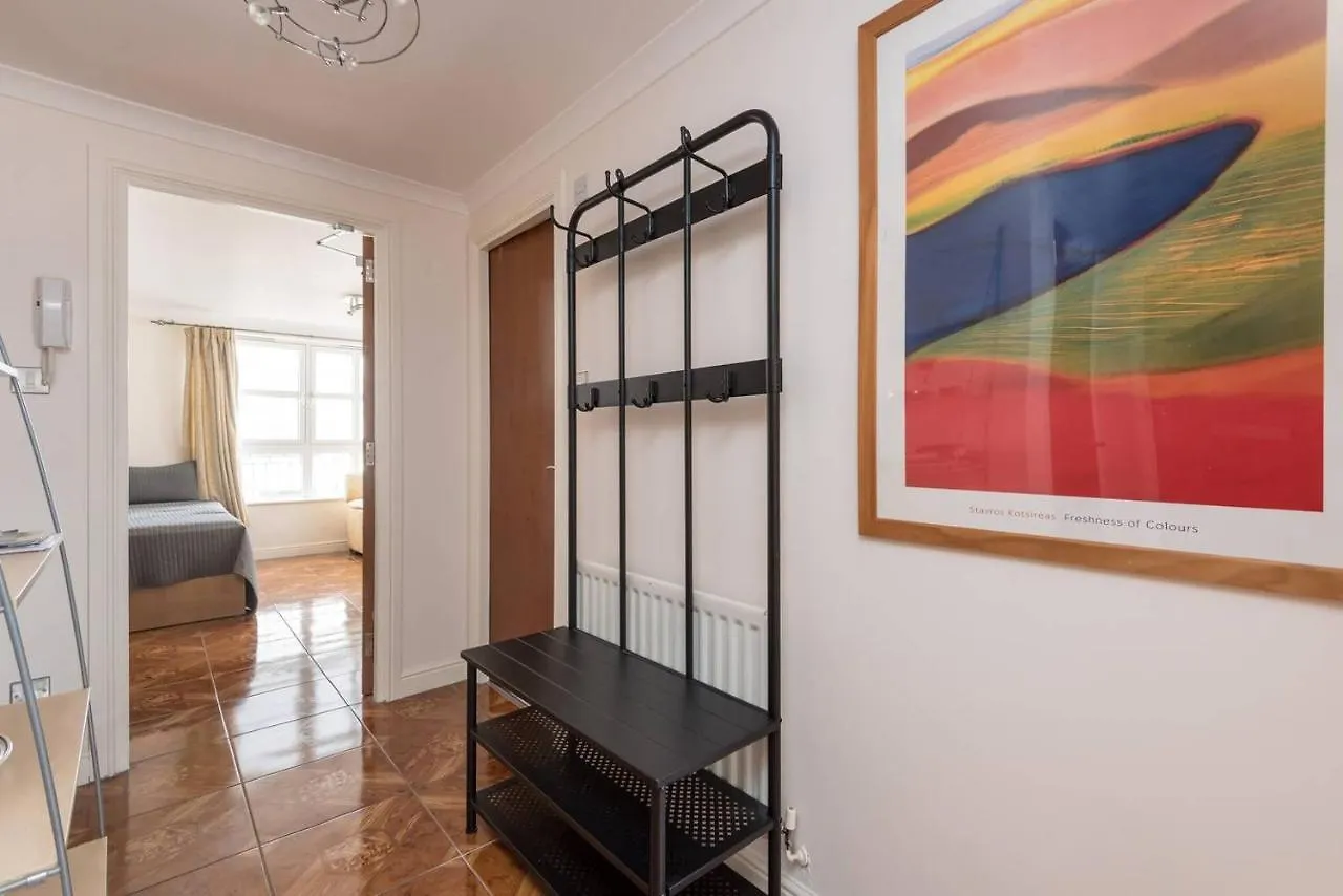 Joivy Old Town Apartment With Parking Close To Royal Mile Edinburgh