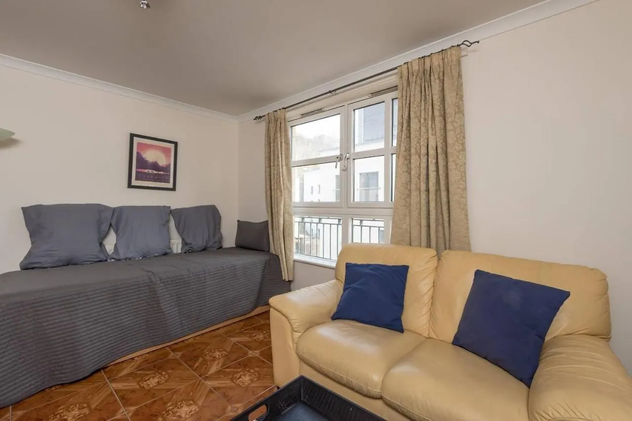 Joivy Old Town Apartment With Parking Close To Royal Mile Edinburgh United Kingdom