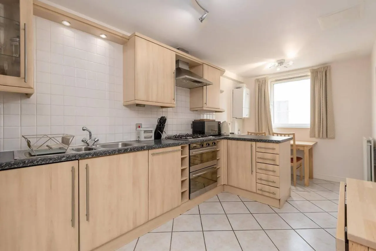 Joivy Old Town Apartment With Parking Close To Royal Mile Edinburgh 0*,  United Kingdom