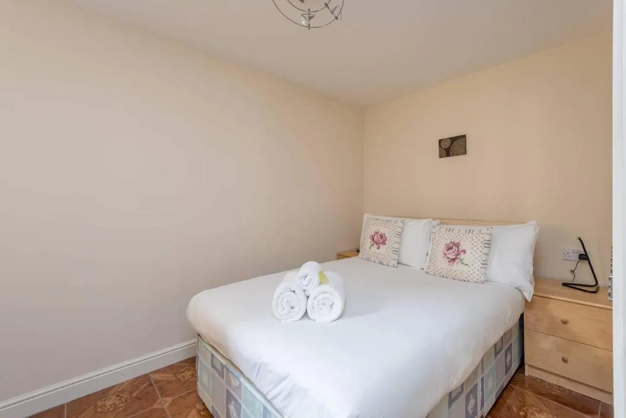Joivy Old Town Apartment With Parking Close To Royal Mile Edinburgh