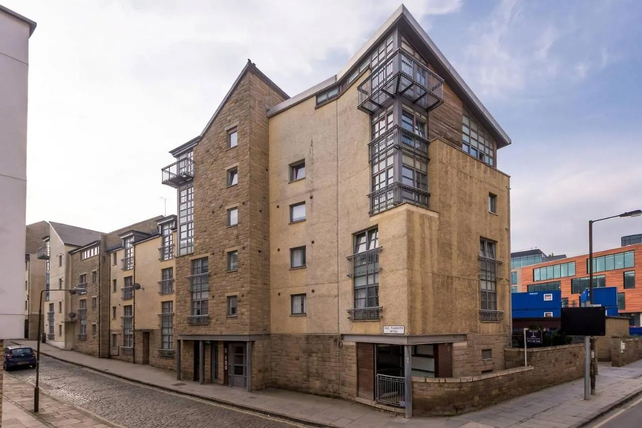 Joivy Old Town Apartment With Parking Close To Royal Mile Edinburgh