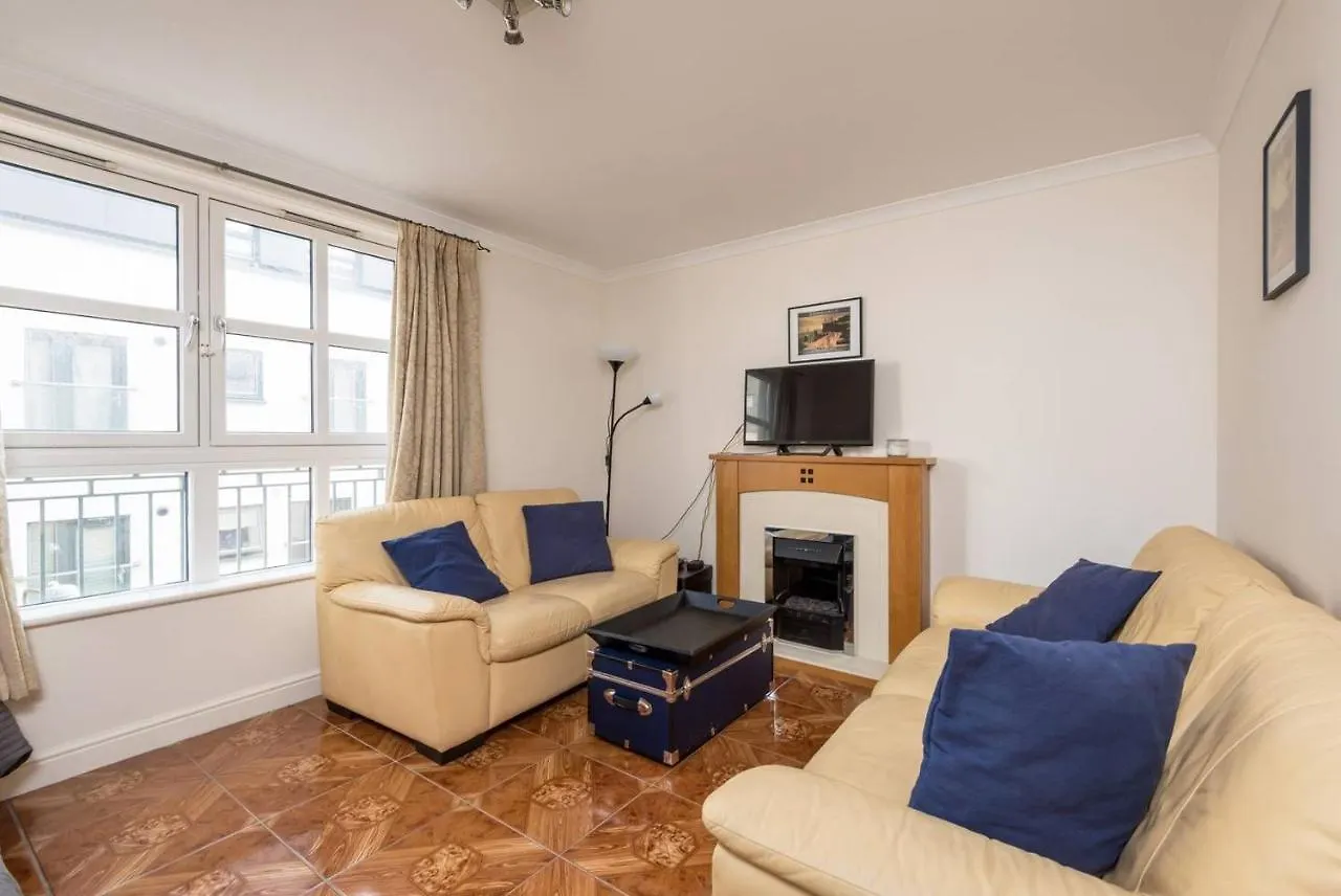 Joivy Old Town Apartment With Parking Close To Royal Mile Edinburgh